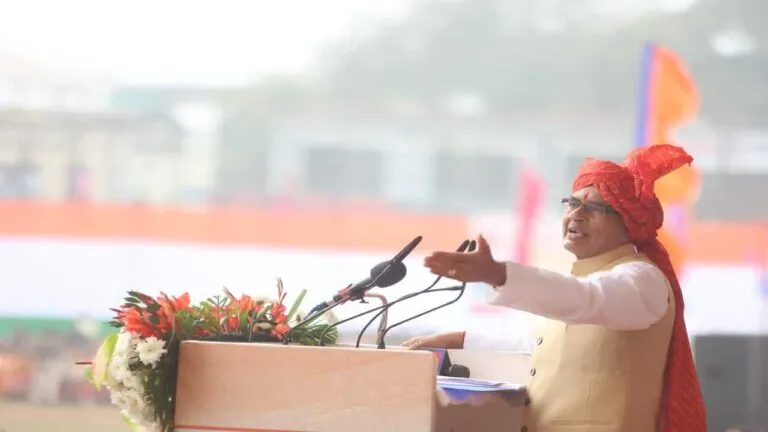 CM Shivraj Singh Chouhan republic day in mp mp political news