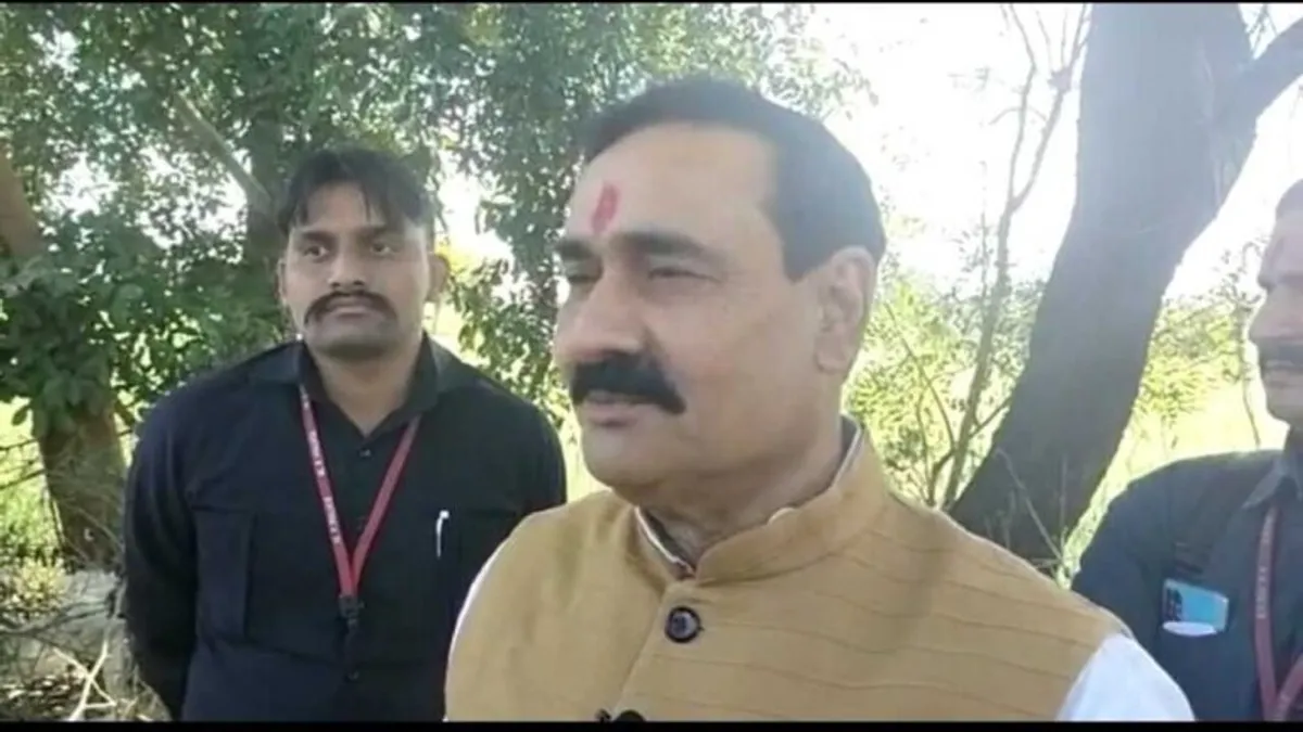 MP के गृहमंत्री नरोत्तम मिश्रा ने कांग्रेस की तुलना ‘मुगलिया सल्तनत’ से की Narottam Mishra MP BJP datia news mp political news mp congress