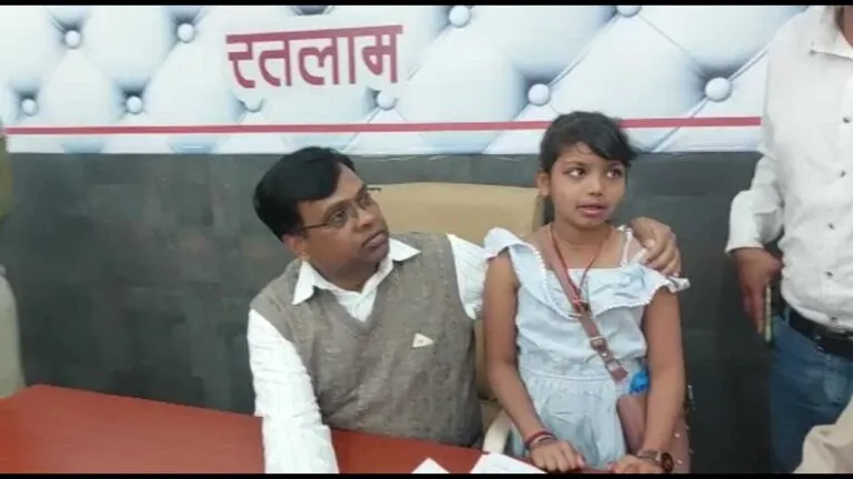 IAS Narendra Kumar Suryavanshi ratlam news Ratlam Collector