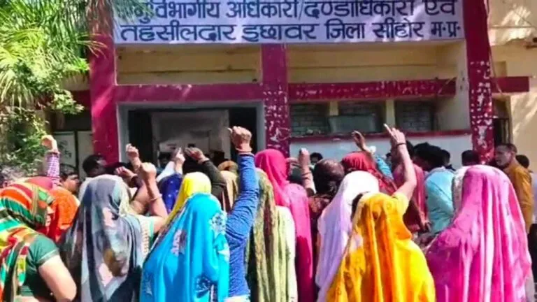 sehore news mp news bulldozer action CM Shivraj Singh Choihan