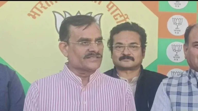 BJP प्रदेश अध्यक्ष वीडी शर्मा ने कमलनाथ पर साधा निशाना, बोले ‘वह और कांग्रेस पार्टी दोहरे चरित्र वाली’ VD Sharma Kamal Nath MP BJP MP BJP President mp congress