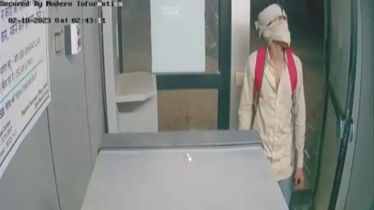 ATM Robbery, Robbery, Theft, Crime News, Dewas