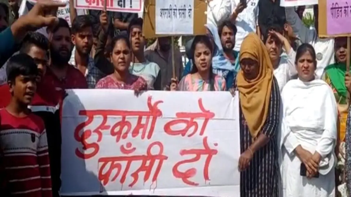 छिंदवाड़ा: दुष्कर्म के आरोपियों को फांसी की सजा मांग, गुलाबी गैंग कमांडर ने उठाए पुलिस प्रशासन पर सवाल chhindwara, chhindwaranews, crimenews, mpnews, mptak