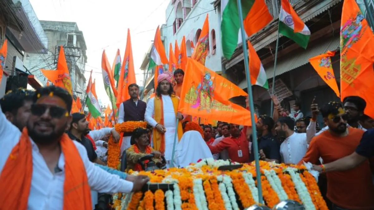 बागेश्वर धाम के बाद देवकीनंदन ठाकुर का बड़ा बयान! हिंदूराष्ट्र घोषित होने वाला है देश? Devkinandan Thakur, Sanatan Yatra, Hindu Rashtra, Bageshwar Dham