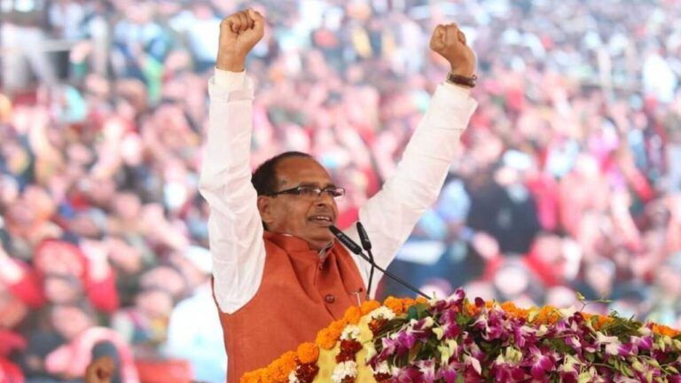 विकास यात्रा के ‘रथ’ पर सवार BJP क्या पहुंचेगी 200 पार, शिवराज के सिर सजेगा फिर से ताज? जानें mp political news mp news CM Shivraj Singh Chouhan MP BJP mp assembly election 2023
