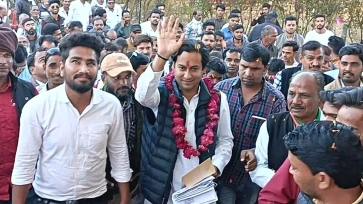 MP: तीसरे मोर्चे से प्रार्थना, कांग्रेस का साथ दें वरना BJP को मिलेगा फायदा! जयवर्धन सिंह ने ऐसा क्यों कहा? Congress MP BJP benefit Jaivardhan Singh Digvijay singh MP Politics