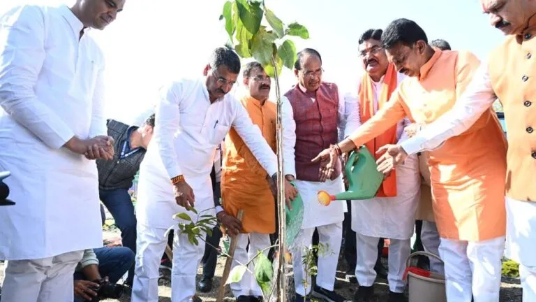 CM Shivraj, alone planted 2140 saplings, Ramvan biggest man-made forest, MP News