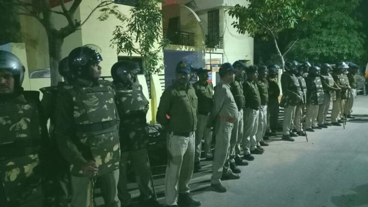 BJP विधायक के पिता RD प्रजापति का आरोप- पुलिस मेरा एनकाउंटर करना चाहती है.. SP बोले- उनकी सुरक्षा के लिए गई थी पुलिस BJP leader RD Prajapati's allegation- Police wants to encounter me... SP said- We went for his security