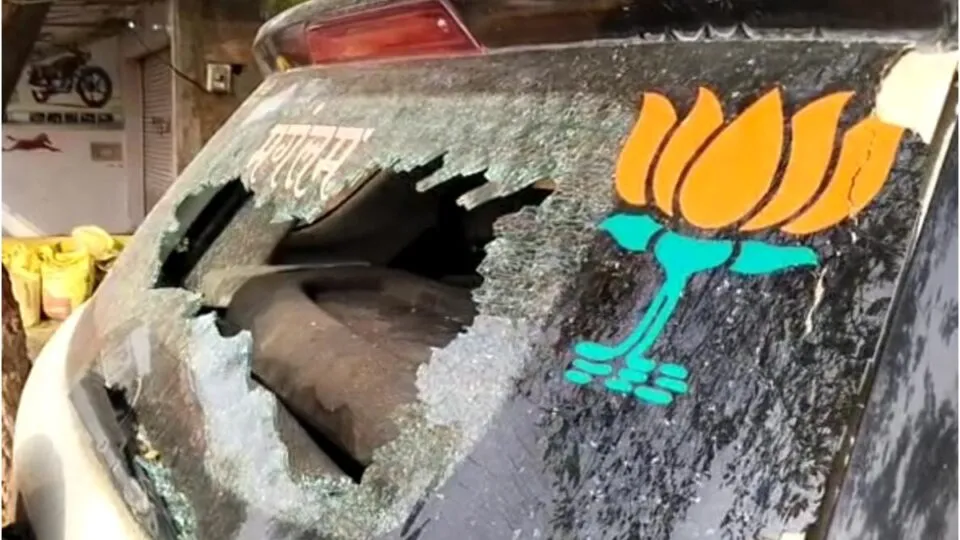 Vehicles vandalized outside the house of former BJP MLA from Agar Malwa Gopal Parmar, know