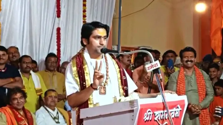 बागेश्वर धाम वाले पं. धीरेंद्र शास्त्री ने क्यों कहा- कुंवारे हिंदुओं शादी करो और 3-4 बच्चे पैदा करो? Why did Pt Dhirendra Krishna Shastri of Bageshwar Dham say - bachelor Hindus get married and produce 3-4 children