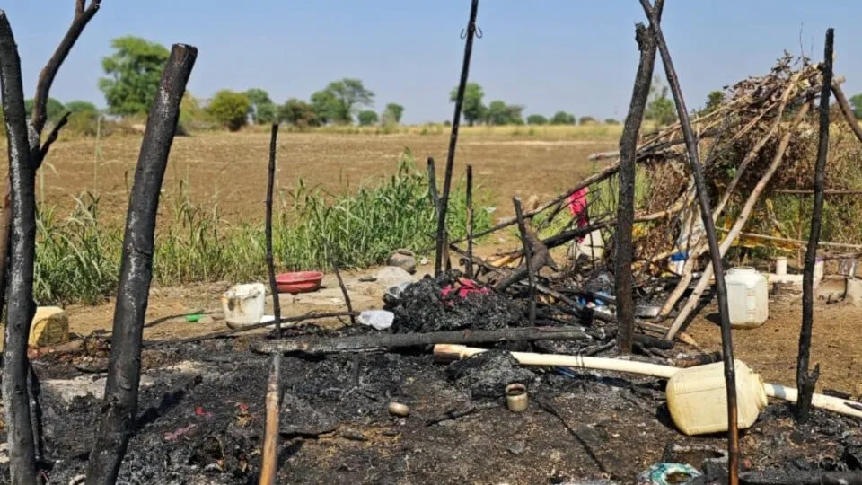 Damoh, Accident, Fire, Death, MP News, madhya Pradesh