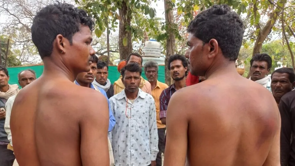 tribals beaten, Chhatarpur News, tribal, MP News, Madhya Pradesh, Crime
