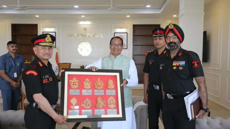 Indian Army organized war weapons fair in Bhopal, CM Shivraj said this big thing after seeing them