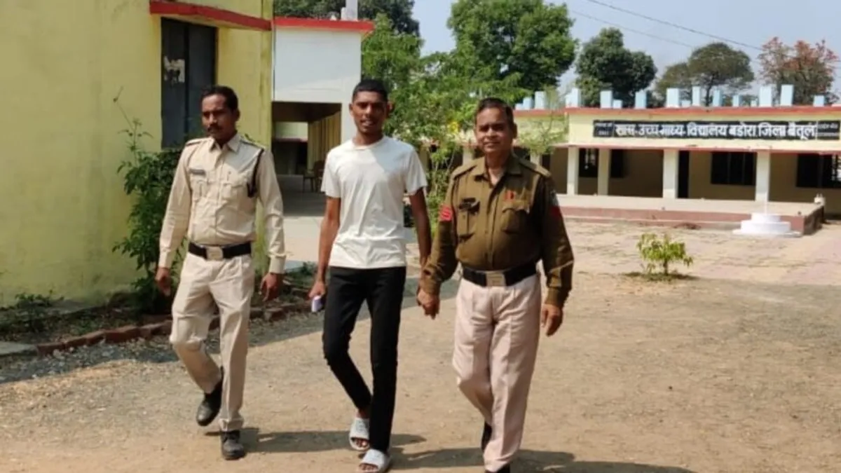 साइकिल को टक्कर मारने पर हुआ था विवाद, 12वीं के छात्र ने रची साजिश; मिल मालिक को उतारा मौत के घाट Murder, Betul, Betul News, Madhya Pradesh, Crime