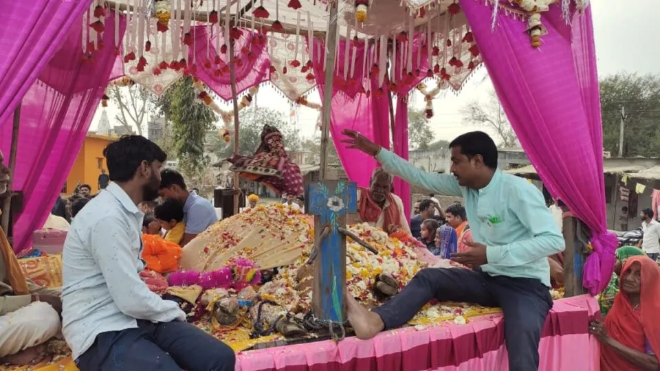 cow, cowdeath, ratlam, cowdeathinratlam, mpnews, mptak