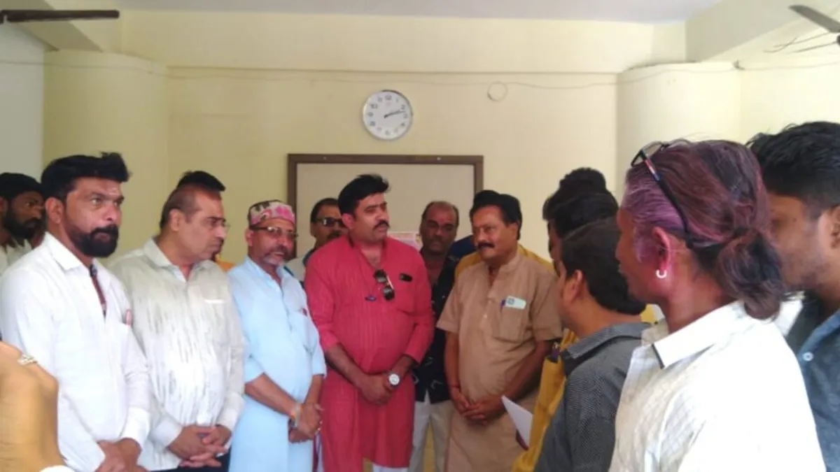 हिंदू संगठन की चेतावनी, मेले में मीना बाजार का बदला जाए नाम, वरना… Warning of Hindu organization, the name of Meena Bazar should be changed in the fair, otherwise...
