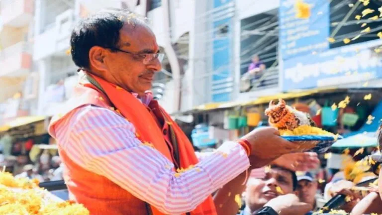 shajapur news Shujalpur News CM Shivraj Singh Chouhan Ladli Behna Yojana mp news