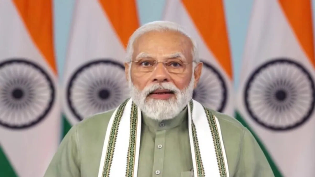 PM मोदी ने शिक्षकों को दिए गुरु-शिष्य परंपरा के टिप्स, कांग्रेस कार्यक्रम को लेकर खड़े कर रही सवाल PM Narendra Modi CM Shivraj Singh Chouhan Bhopal News teacher recruitment