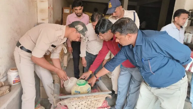 joint action of 8 departments; Local wheat packing was being done in the name of branded wheat