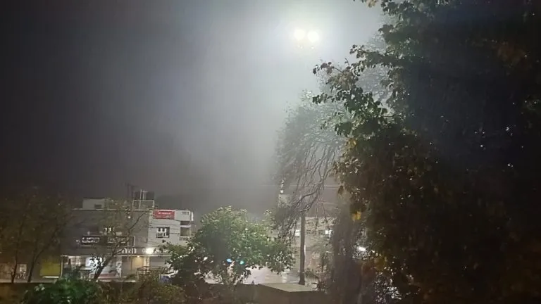 Weather changed with strong wind and storm, it rained for 20 minutes