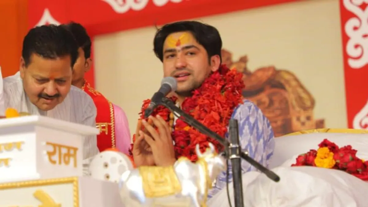 अतीक-अशरफ हत्याकांड का असर, पंडित धीरेंद्र शास्त्री ने उठाया ये बड़ा कदम Dhirendra Krishna Shastri, Atique Ahmed, Madhya Pradesh, Bageshwar Dham