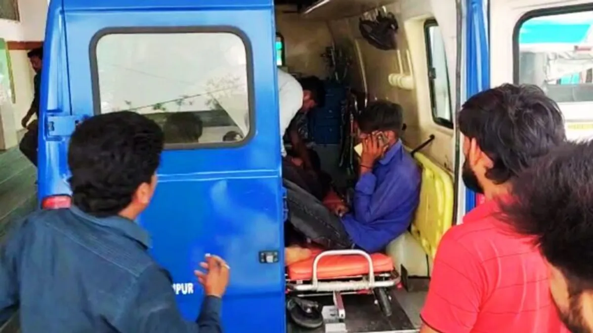 MP में बड़ा हादसा: सलकनपुर दर्शन करने जा रहे श्रद्धालुओं का वाहन पलटा, 3 महिलाओं की मौत Big accident in MP devotees Salkanpur 3 women died