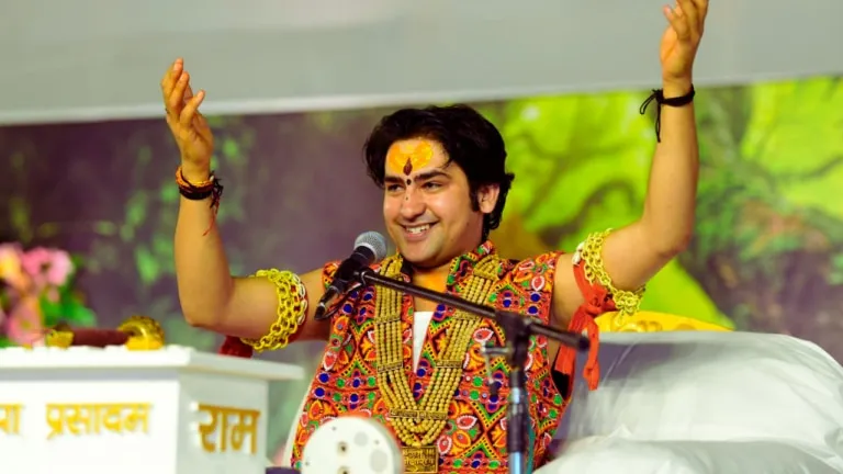 बागेश्वर धाम के महंत धीरेंद्र शास्त्री को MP सरकार ने दी ‘Y’ कैटेगरी की सुरक्षा, जानें वजह BAGESHWAR SARKAR DHIRENDRA SHASTRI GOT ‘Y’ CATEGORY SECURITY COVER