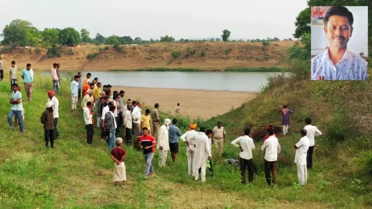 A half-dead body found near the ghat of Narmada river, the teacher had gone out to water the sugarcane field