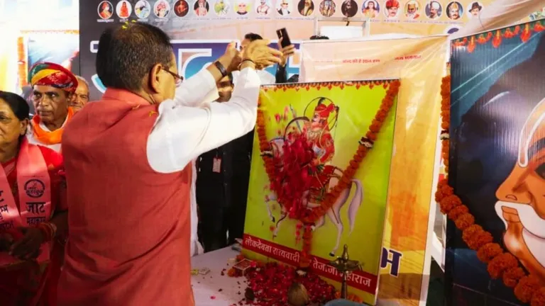 जाट महासम्मेलन में CM शिवराज का ऐलान, तेजाजी जयंती पर होगा अवकाश, कल्याण बोर्ड भी बनेगा cm shivraj singh chauhan, Jat Mahasammelan, Tejaji Jayanti, mp news, mp election