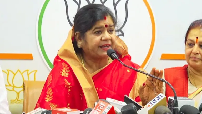 टिकट के सवाल पर इमरती देवी के जवाब ने चौंकाया, सिंधिया समर्थकों के BJP छोड़ने पर कह दी बड़ी बात Imarti Devi, इमरती देवी, mp congress, mp bjp