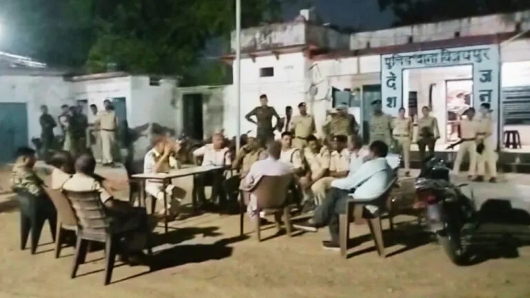 After the suspicious death of the shepherd, a crowd gathered in the police station, force had to be called from several police stations