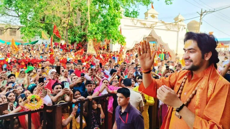 गुना में आज लगेगा बागेश्वर धाम का दिव्य दरबार, ज्योतिरादित्य सिधिंया समेत कई बड़े नेता लगाएंगे हाजिरी Today the divine court of Bageshwar Dham will be held in Guna, many big leaders including Jyotiraditya Sidhiya will attend