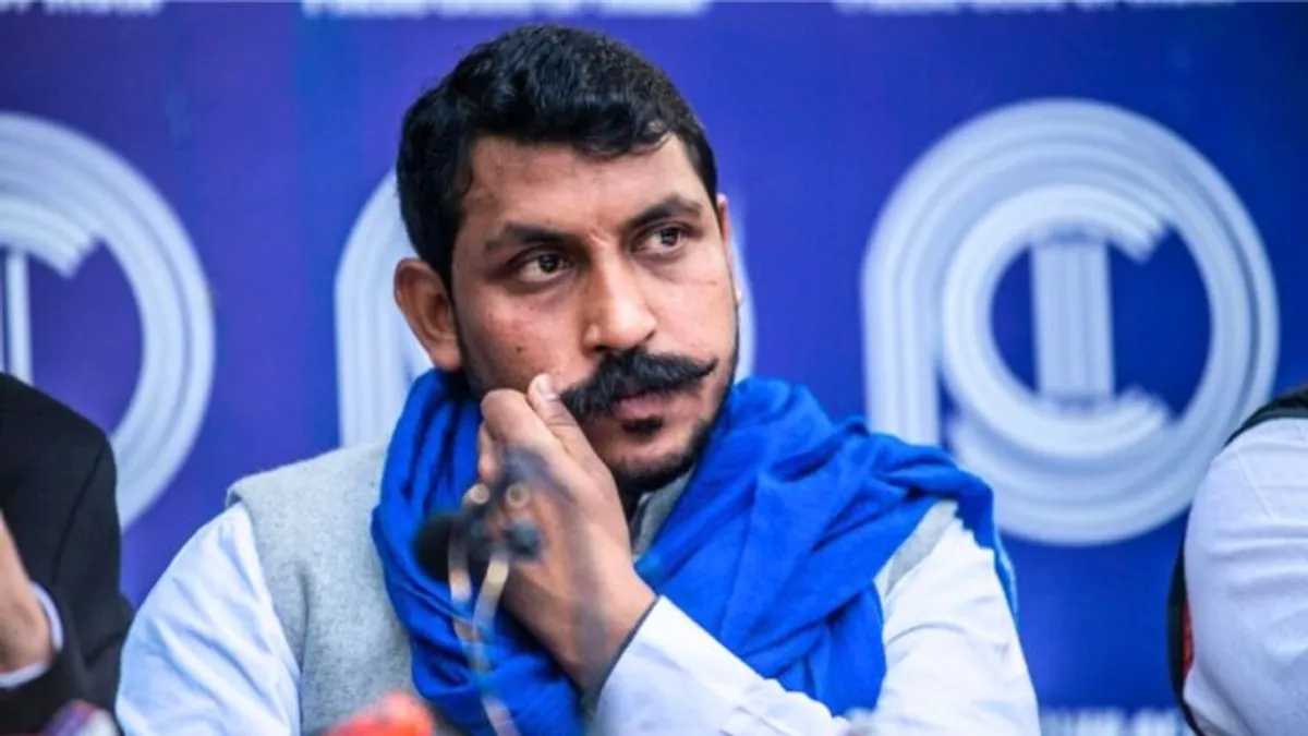 MP में आ गई एक और सूची, बसपा की रामबाई के खिलाफ चंद्रशेखर आजाद ने उतारा ये उम्मीदवार azad samaj party,chandrashekhar azad,chandrashekhar azad ravan,azad samaj party in mau,bahujan samaj party,bhim army chief chandrashekhar azad,chandrashekhar azad bhim army,azaad samaaj party,azaad party,azad samaj party videos,azad samaj party list in
