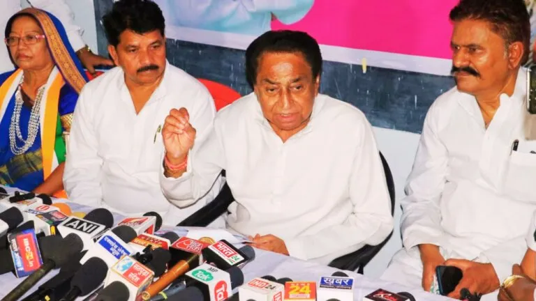 Patwari Recruitment Exam Malfunction in Patwari Recruitment Exam Indore News kamal nath
