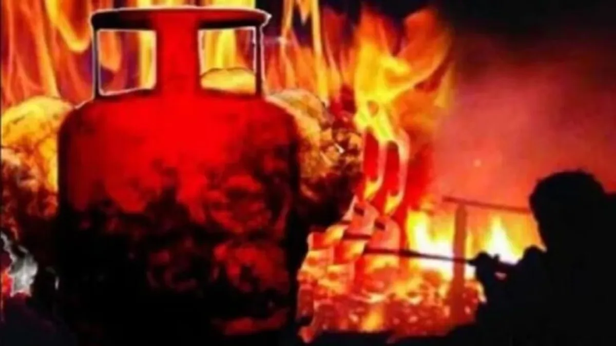घर में चल रही थी शादी की तैयारियां तभी फट गया सिलेंडर, तीन मासूमों की मौत! cylender Blast in bhind, Mp News