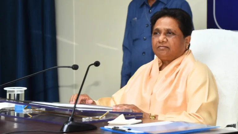 BSP ने विधानसभा चुनाव के लिए घोषित किए अपने उम्मीदवार, जानें पहली सूची में कितनों को मिला टिकट MP Election: In which two states including Madhya Pradesh, BSP will contest assembly elections alone, Mayawati's big announcement