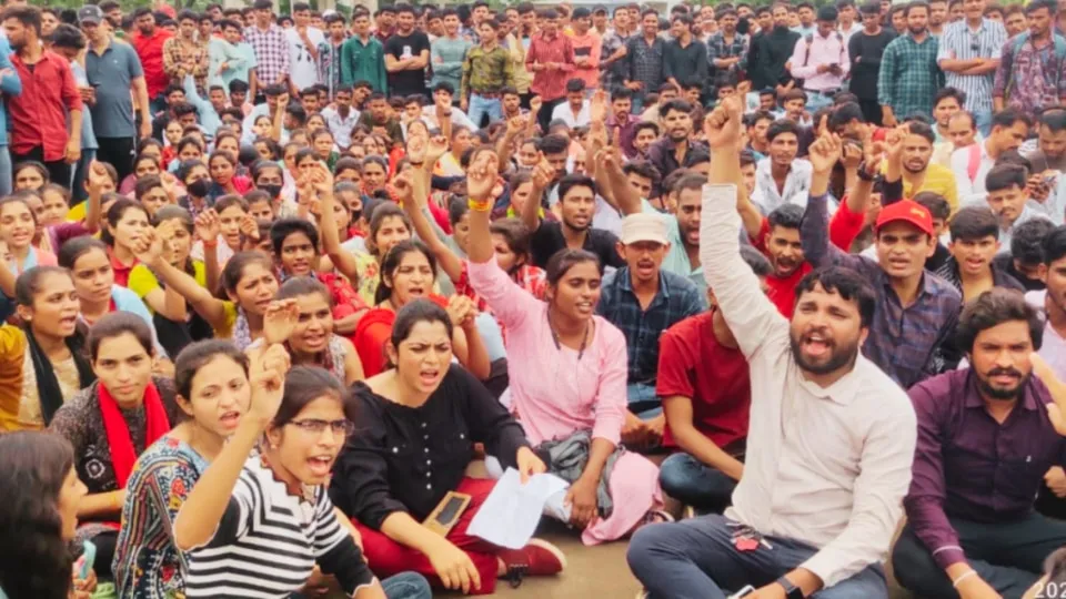 patwari recruitment exam MP Patwari exam scam, strange case surfaced from Morena, 23 candidates