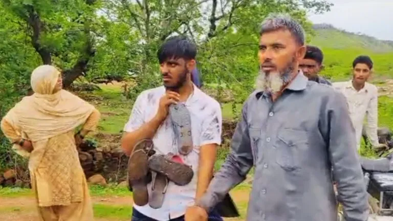 Villagers took out a procession of youths making videos of girls in the village wearing garlands of slippers, case registered on 7