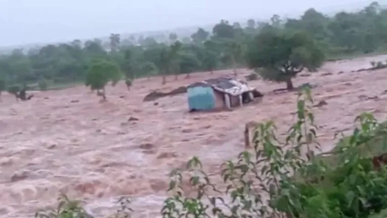 damoh news mp news pond flood devastation