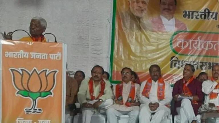 BJP के इस पूर्व विधायक ने किया कमेंट बोले, ‘पार्टी बिकाऊ को नहीं टिकाऊ को तरजीह दे’ mp politics guna news guna political news