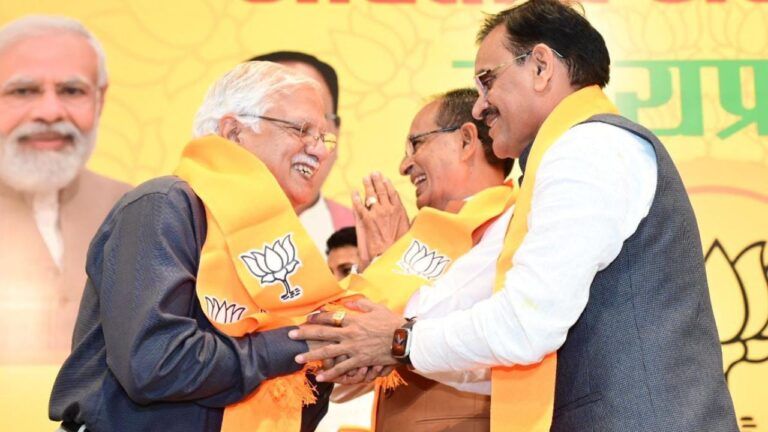 These 3 retired IAS officers including former divisional commissioner of Bhopal came with BJP, party can give ticket