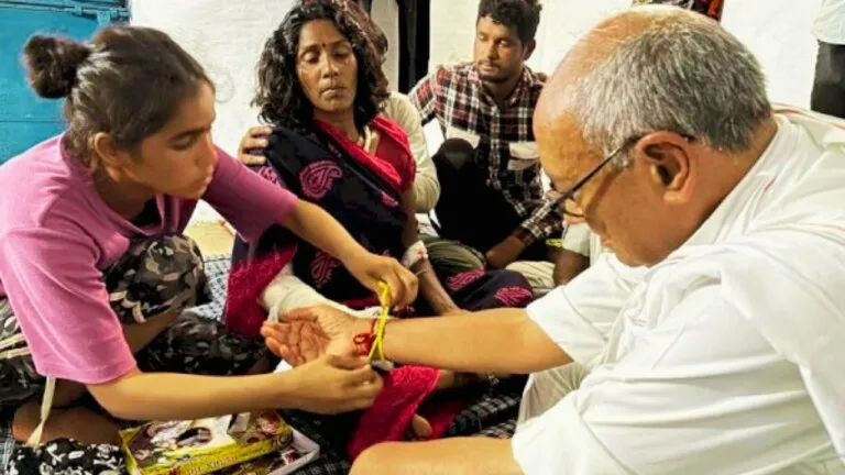 Digvijay met a Dalit family in Sagar, tied rakhi to the deceased's sister, this minister made serious allegations