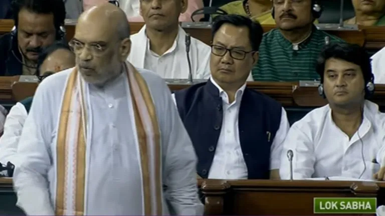 लोकसभा में अमित शाह के भाषण के दौरान सिंधिया की चुप्पी पर क्यों हो रही है चर्चा? जानें jyotiraditya scindia lok sabha amit shah mp news no confidence motion in lok sabha