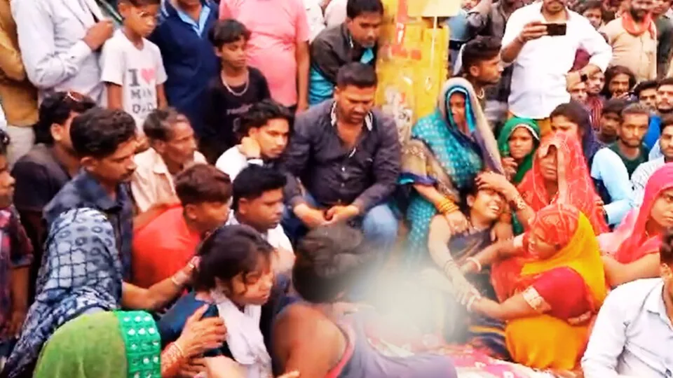 MP News: Auto driver used to molest, then threatened, fed up, 12th student commits suicide