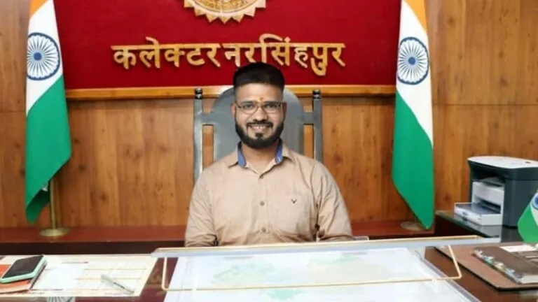 जबलपुर पुलिस ने पकड़ा फर्जी नरसिंहपुर कलेक्टर, लोगों को झांसा देने अपनाई थी ये तरकीब narsinghpur news mp news narsinghpur crime news