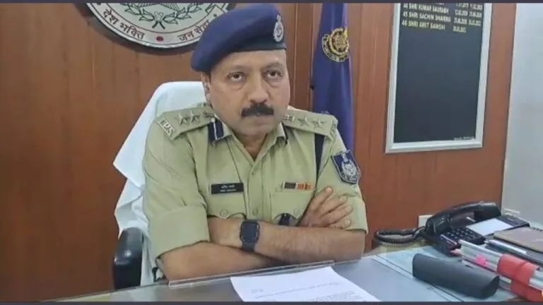 छतरपुर: अपहृत को छुड़ाने पहुंची पुलिस टीम हुई हमले का शिकार, पथराव से घायल हुए 2 पुलिसकर्मी Chhatarpur police, mp news, crime news