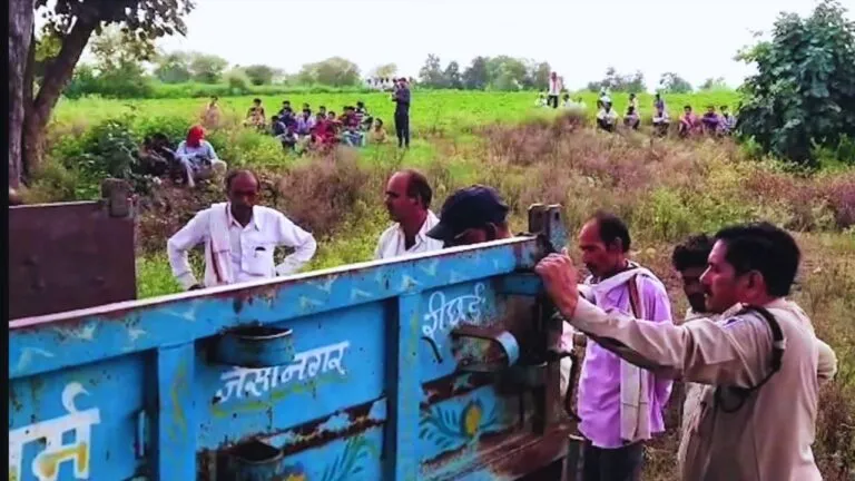 जमानत पर बाहर आया था दुष्कर्म का आरोपी, नाबालिग के साथ कुएं में मिला शव, Mystery बनी दोनों की मौत NewsTak