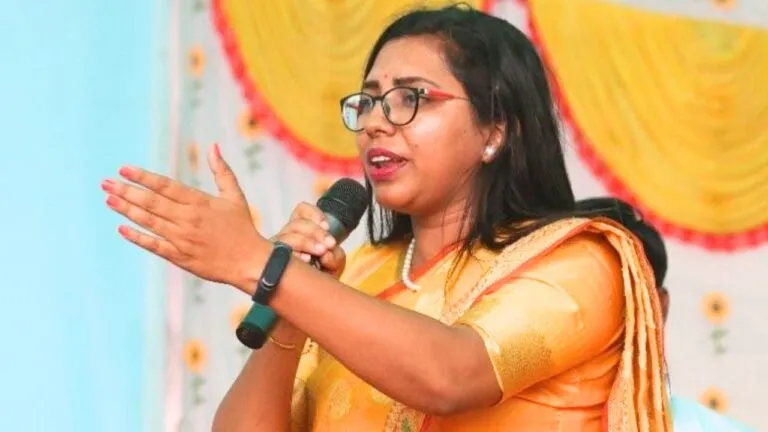 निशा बांगरे को उनकी ‘न्याय यात्रा’ बंद करने के लिए मिल रही धमकियां, जानें किस पर लगाए आरोप nisha bagre, mp news, madhya pradesh, politics, election news Nisha Bangre News madhya pradesh mp election 2023 shivraj govt