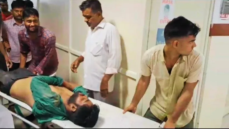 Food delivery boy who went to save friend's sister shot, accused were molesting him