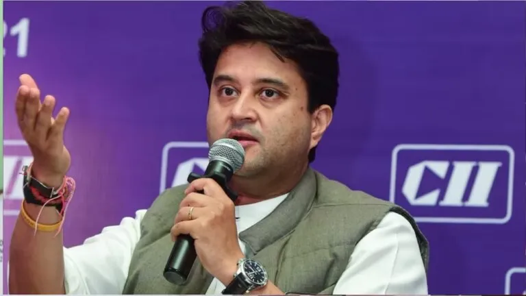 Breaking News, Kamal Nath News, Bollywood News, Jyotiraditya Scindia, Scindia Statement, MP Congress